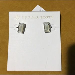 Kendra Scott Jewelry - Kendra Scott Paola Stud Earrings Kendra Scott Jewelry - Kendra Scott Paola Stud Earrings